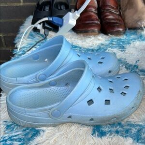 Blue Clogs unisex W (9-10)/ M (7-8)